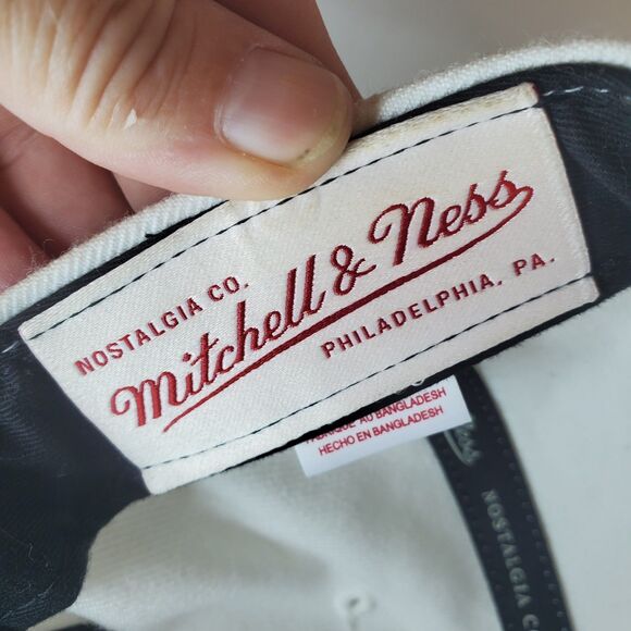 Rare Vtg Mitchell Ness White Miami Dolphin Embroider Spellout Logo Flat Bill 90s - Picture 12 of 13